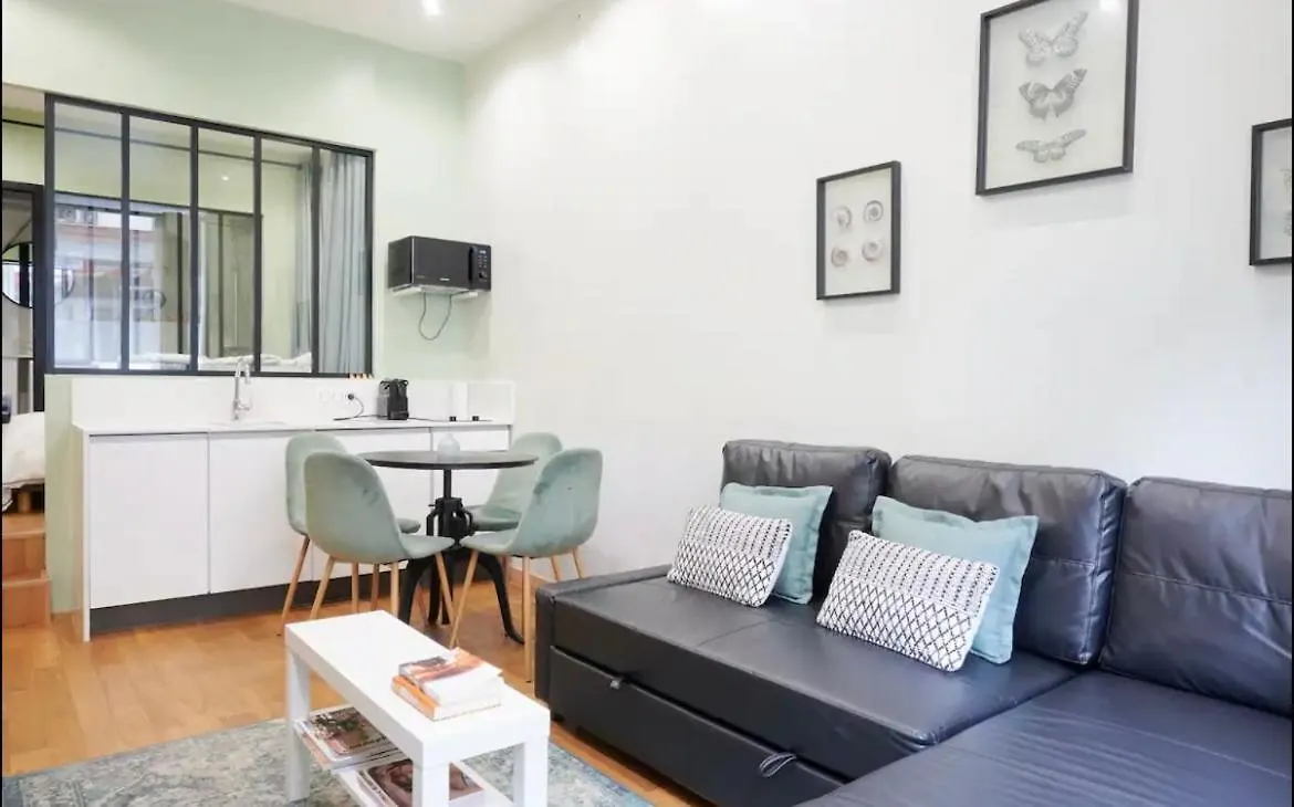 Διαμέρισμα Very Charming And Cosy Flat, Center Of